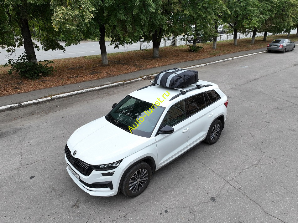 Автобокс на крышу (тканевый) на П-скобах "ArmBox 350" (100*80*30см)